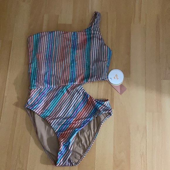 PQ - Picture 1 of 10